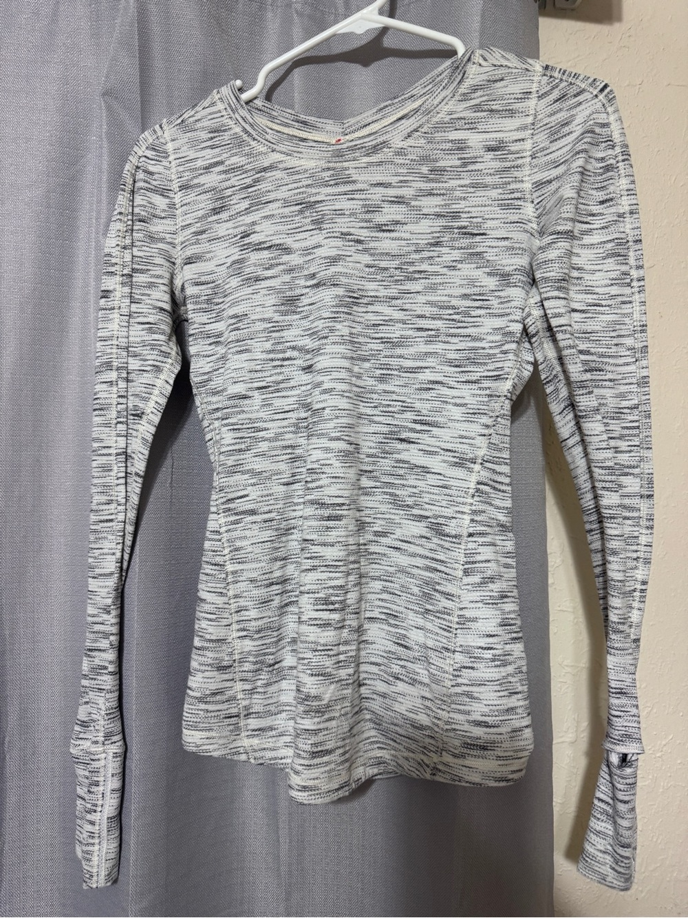 lululemon athletica White and Gray Space-Dyed Long Sleeve Top